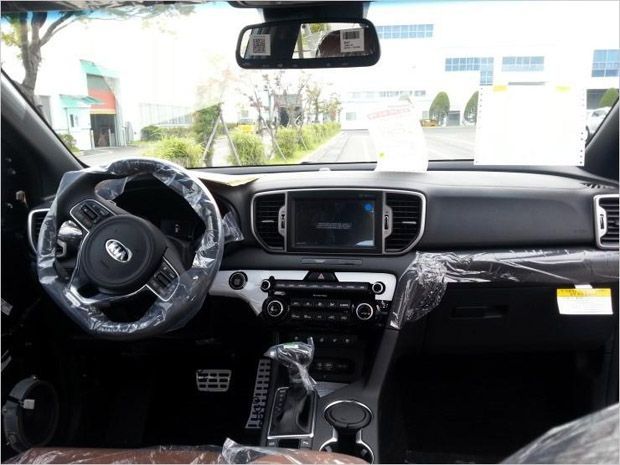 https://img.icarcdn.com/autospinn/body/Kia-interior.jpg