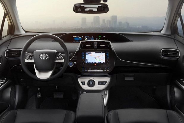 https://img.icarcdn.com/autospinn/body/NA-2016-Toyota-Prius-3.jpg