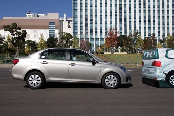 https://img.icarcdn.com/autospinn/body/Toyota-introduces-new-safety-tech-2.jpg