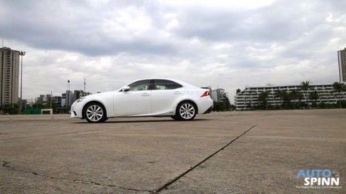 [VDO-Teaser] ขับทดสอบ Lexus IS300h ใหม่..สปอร์ตไฮบริดหรู..ตัวแรงระดับ 223 แรงม้า