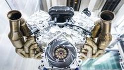 1000 แรงม้า จากเครื่องยนต์ V12 ใน Aston Martin Valkyrie