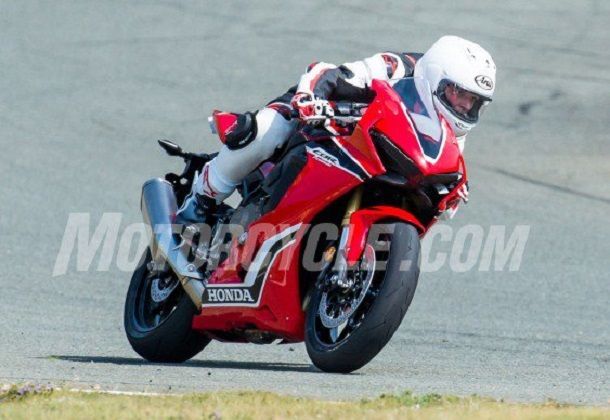 มาแล้วทีเซอร์แรก 2017 Honda CBR1000RR ที่จะเฉียบคมขึ้นยิ่งกว่าเดิม