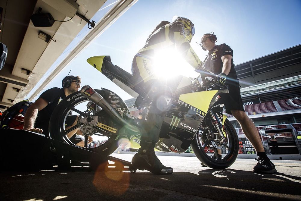 “แสตมป์” อภิวัฒน์ นักแข่งไทยคนแรก คว้าโพเดี้ยม Moto3 กลับถึงไทยแล้ว