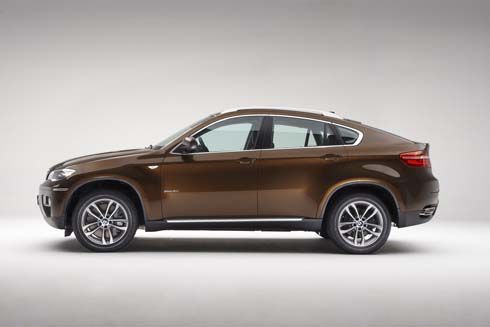 เผยโฉม BMW X6 รุ่นไมเนอร์เชนจ์ปี 2013 ก่อนเปิดตัวครั้งแรกที่ Geneva Motor Show