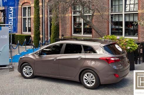 2013 Hyundai Elantra Wagon โรงแรมห้าดาวเคลื่อนที่แห่งแรกในโลก