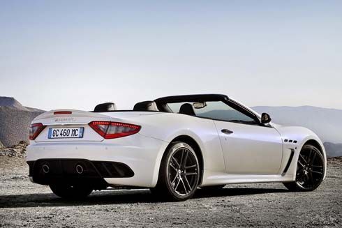 ยลโฉม Maserati GranCabrio MC Stradale รถสปอร์ตเปิดประทุนเวอร์ชั่นใหม่