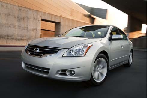 Nissan เตรียมเปิดตัวระบบไฮบริดผ่าน Altima พร้อมแนะนำ XTRONIC CVT รุ่นใหม่