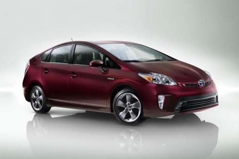 2013 Toyota Prius Persona Series เพิ่มสไตล์ให้รถไฮบริด สำหรับลูกค้าอเมริกัน