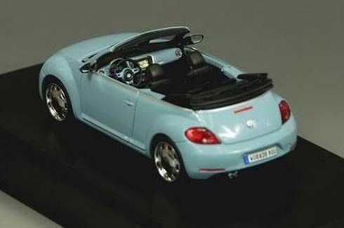 เผยโฉมแรก Volkswagen Beetle Cabriolet รุ่นปี 2013 ในรูปแบบรถโมเดลย่อส่วน