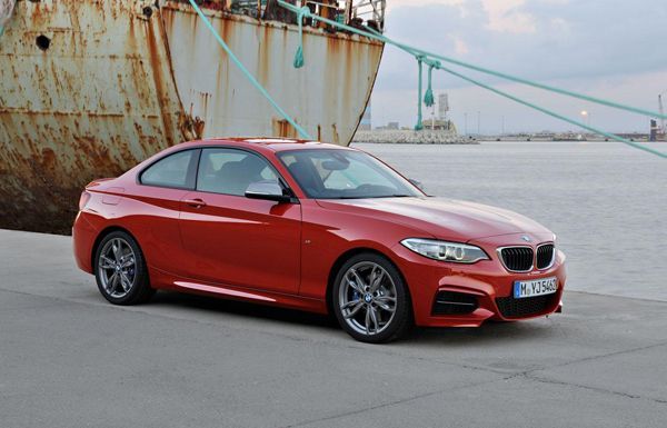 2014 BMW 2-Series Coupe เปิดตัวแล้ว ออกจำหน่ายเดือนมีนาคมปีหน้า