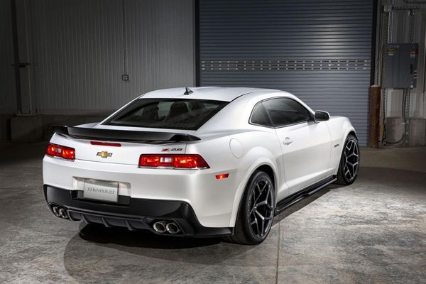 2014 Chevrolet Camaro Z/28 รถสปอร์ตอเมริกันพลังแรงโฉมไมเนอร์เชนจ์