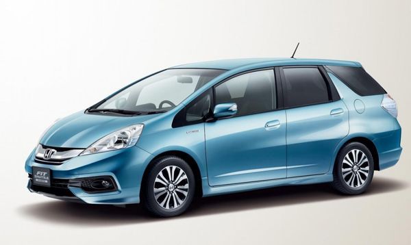 2014 Honda Fit Shuttle ปรับโฉมเล็กมินิเอ็มพีวี ออกขายในญี่ปุ่น