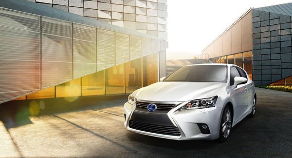 ปรับโฉม 2014 Lexus CT200h เติมความสดใหม่แบบสปอร์ต