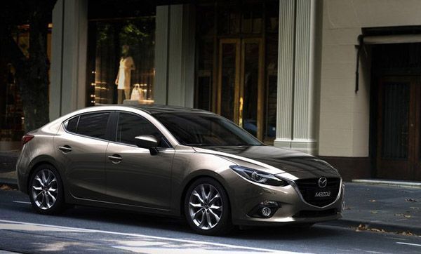 ส่องเพื่อนบ้าน ชมสเปก 2014 Mazda 3 ของมาเลเซีย ขาย 1.38 ล้านบาท