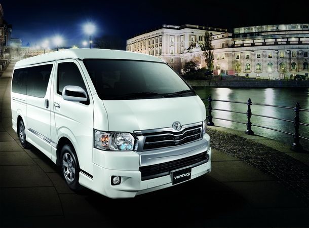 2014 Toyota Ventury ปรับปรุงใหม่ เพิ่มความหรูหรา และเทคโนโลยี