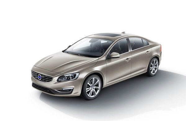 เปิดตัว 2014 Volvo S60L ขยายฐานล้อสำหรับลูกค้าแดนมังกร