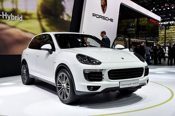 PARIS 2014: 2015 Porsche Cayenne S E-Hybrid เปิดตัวจริงครั้งแรก