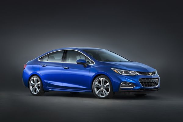 ยลโฉมกันเต็มตา 2016 Chevrolet Cruze คอมแพกต์ซีดานรุ่นยอดนิยม