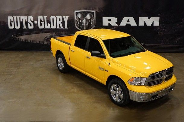 คลาสสิคสุดๆ !! 2016 Ram 1500 Yellow Rose of Texas Edition กระบะฟลูไซส์ที่มีแรงบันดาลใจจากเพลง อเมริกันโฟล์คซอง ชื่อดังในปี 1955