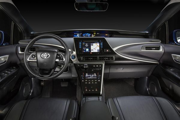 Toyota เผยภาพภายในของ Mirai รถไฮโดรเจน เคาะราคาแดนมะกันที่ 57,500 เหรียญฯ