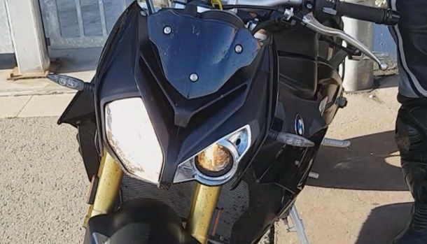 หลุด BMW S1000R โฉมปี 2017 ปรับรายละเอียดโผล่กลางลานจอดรถ