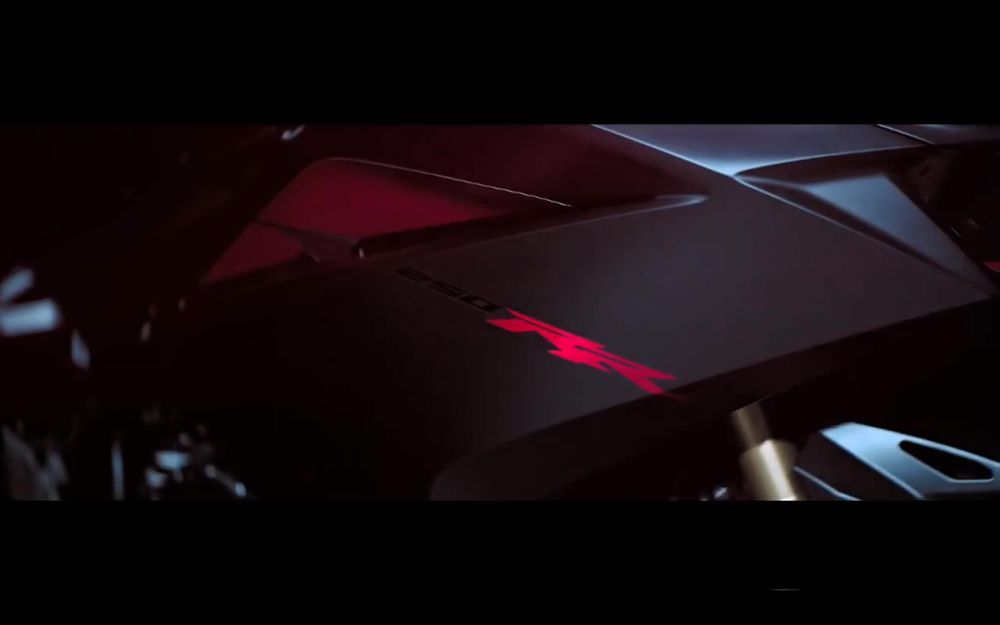 ลือ Honda CBR250RR เตรียมเปิดตัวต้นสัปดาห์หน้าหลังค่ายร่อนจดหมายเชิญสื่อในอินโดฯ
