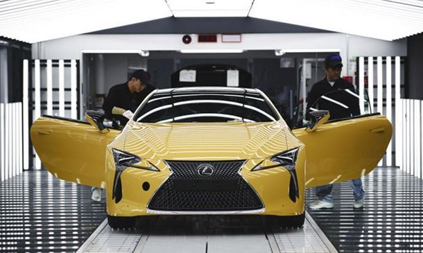 2017 Lexus LC ขึ้นสายการผลิตในญี่ปุ่นแล้ว