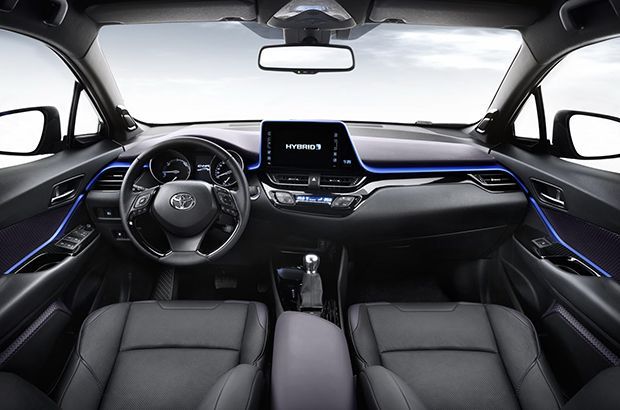 ชมกันเลย ห้องโดยสาร Toyota C-HR ครอสโอเวอร์แนวสปอร์ต