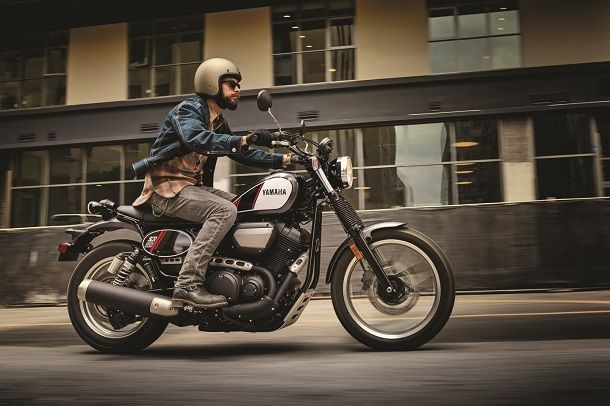เผยโฉม 2017 Yamaha SCR950 จับ Blot R มาโมฯ สแครมเบลอร์