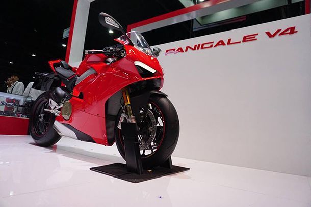 TIME2017: 2018 Ducati Panigale V4 เผยโฉมอย่างเป็นทางการในไทย เคาะราคาเริ่มที่ 9.49 แสนบาท