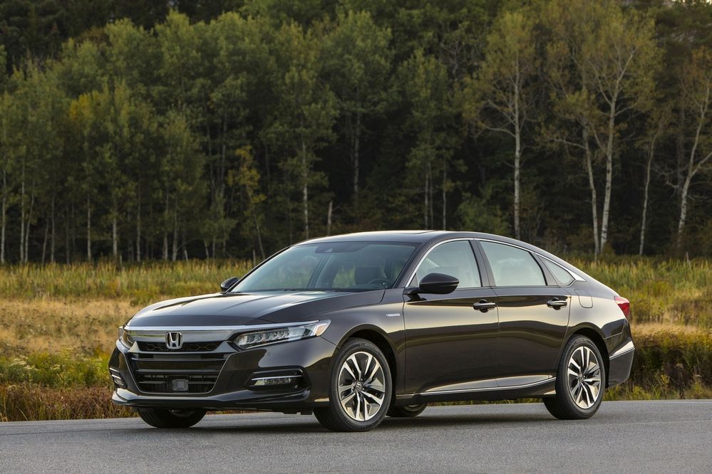 2018 Honda Accord Hybrid ราคาเริ่มต้นที่ 800,000 บาท( $25,100)