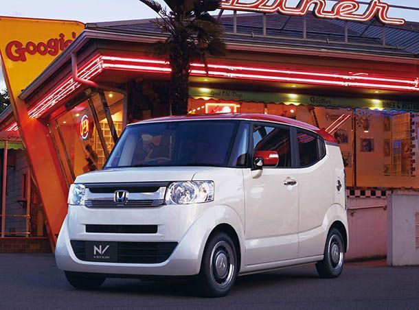 พาชม 2018 Honda N-Box Slash รถเล็กแต่โฉบเฉี่ยวสุดๆ