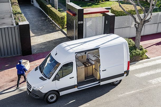 เผยโฉม Mercedes-Benz Sprinter รถแวนระดับพรีเมียม อัดแน่นเทคโนโลยี