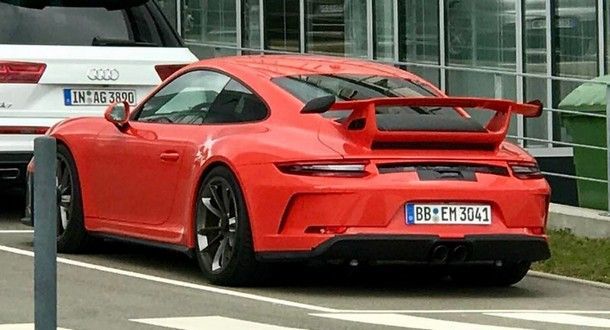 2018 Porsche 911 GT3 จะมาพร้อมเครื่องยนต์ใหม่ขนาด 4.0 ลิตร 500 แรงม้า