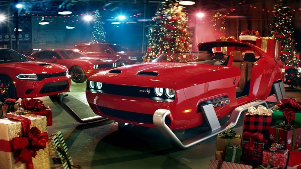 เอาของขวัญมาส่ง ซานตาครอสควบ Dodge Challenger SRT Hellcat Redeye Sleigh รับวันคริสมาสต์