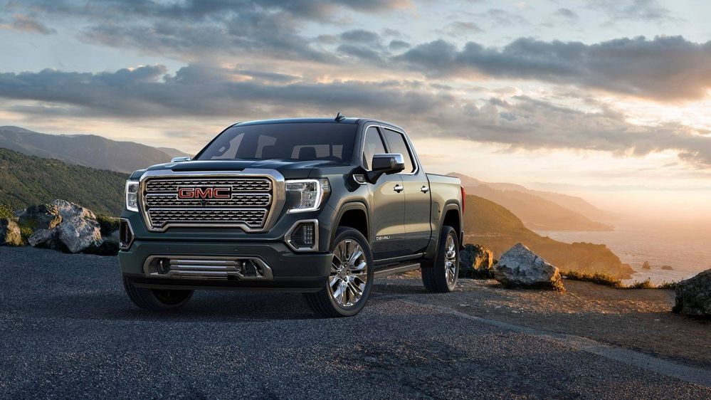 บึกขึ้นเยอะ !! GMC เปิดตัว New Sierra ปิกอัพฟลูไซส์รุ่นใหม่ ออพชั่นแน่น พร้อมโครงสร้างกระบะท้ายคาร์บอนไฟเบอร์