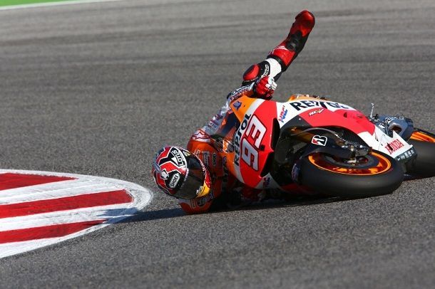 5 ช็อตเด็ดที่พิสูจน์ว่า Marc Marquez คือผู้อยู่เหนือกฎฟิสิกส์ทั้งปวง