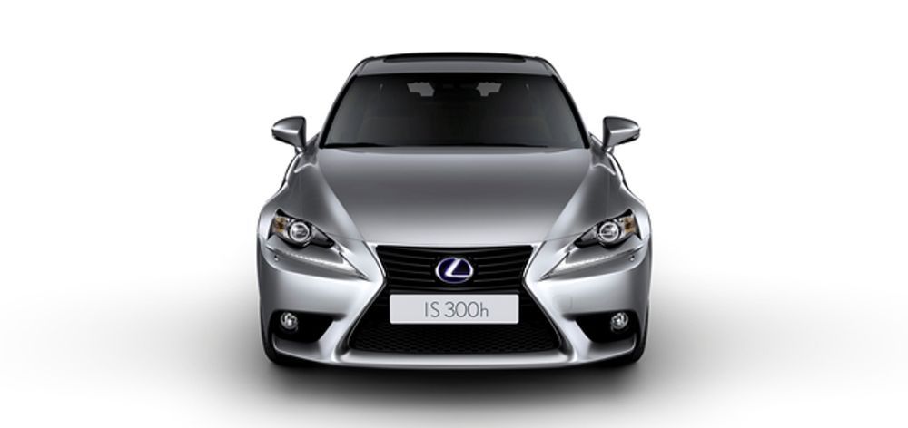 “ADRENALINE CALLING” สัมผัสประสบการณ์เร้าใจกับสปอร์ตซีดานระดับโลก The New Lexus IS