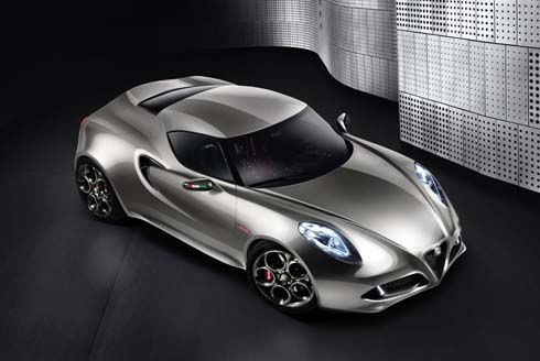 เปิดตัว Alfa Romeo 4C Concept สปอร์ตคูเป้ขับเคลื่อนล้อหลัง 2 ที่นั่ง ผลิตขายปี 2012