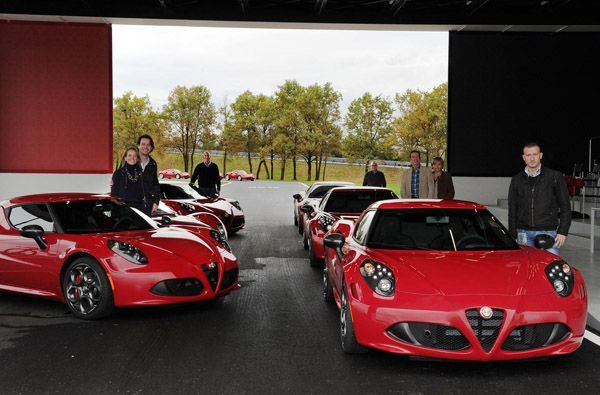 Alfa Romeo เริ่มส่งมอบ 4C คันแรกให้ลูกค้าด้วยเวอร์ชั่น “Launch Edition”