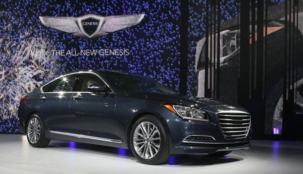 ยลโฉม 2015 Hyundai Genesis Sedan เปิดตัวที่ดีทรอยท์ ออโต้โชว์