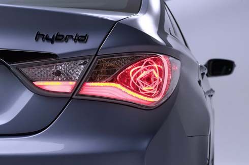 All-New Hyundai Sonata Hybrid เปิดตัวที่ New York Auto Show ชูระบบไฮบริด Hybrid Blue Drive