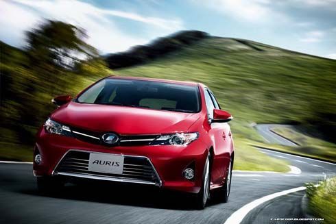 เผยโฉม All-New Toyota Auris และ Auris Hybrid ก่อนเปิดตัวที่ปารีส