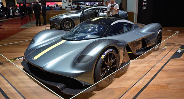 Aston Martin คอนเฟิร์มผลิตรถสปอร์ตเครื่องยนต์กลางลำอีกรุ่น