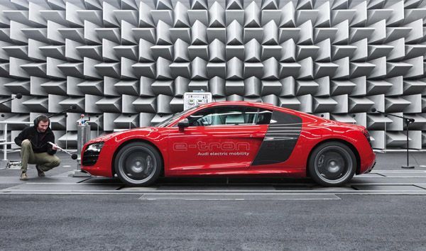 Audi คอนเฟิร์มการพัฒนา R8 e-tron แต่ยังอุบเวลาเปิดตัว