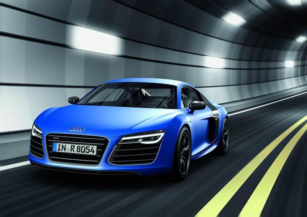 ชมสมรรถนะ Audi R8 V10 ทะยานออกตัวจาก 0-300 กม./ชม.เพียงชั่วพริบตา