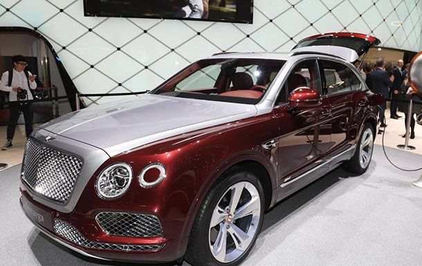 ผู้บริหาร Bentley ยอมรับไม่ได้เตรียมแผนการทำตลาดรถพลังไฟฟ้าได้ดีเพียงพอ