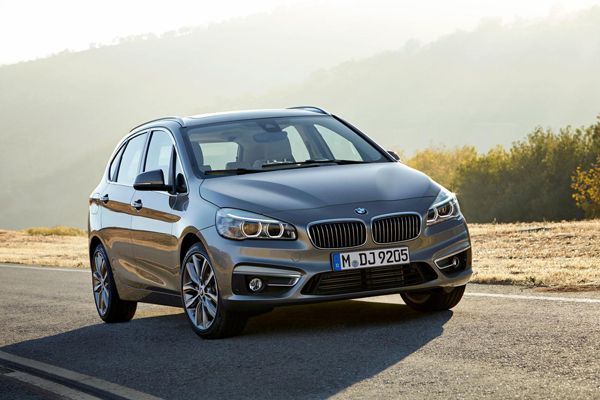 เปิดตัว BMW 2-Series Active Tourer แฮทช์แบ็กขับหน้ารุ่นแรก