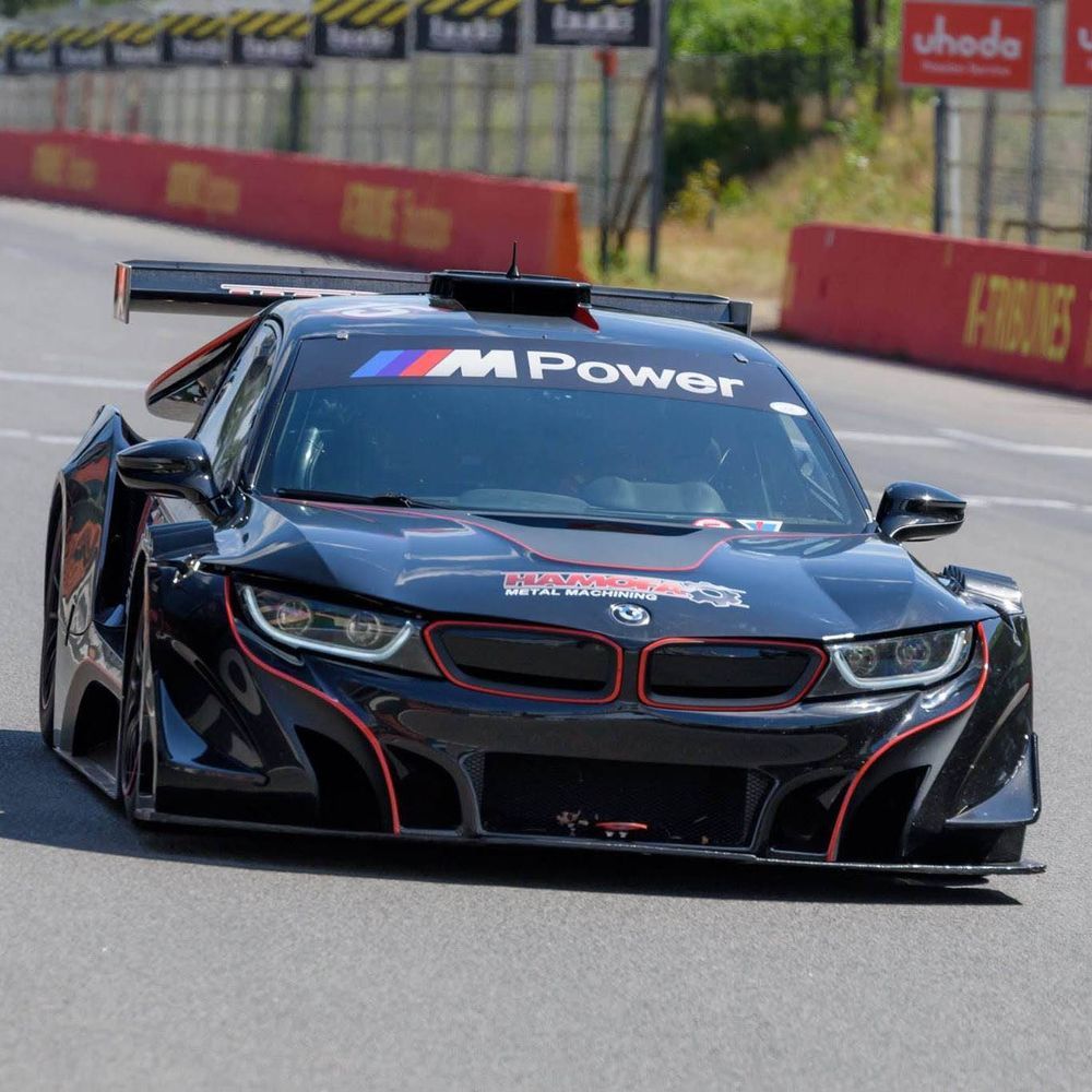 BMW i8 GTR หรือจะเกิดตำนานใหม่อีกครั้ง