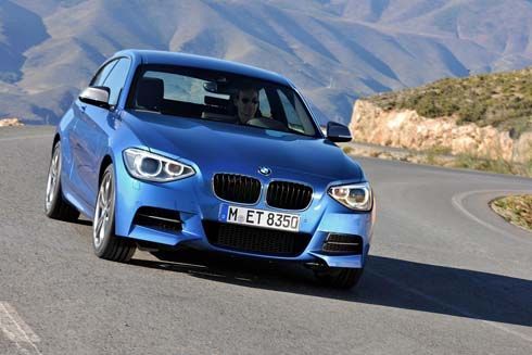 เปิดคลิปพร้อมภาพ BMW M135i เล็กแต่แซ่บ 315 แรงม้า ทำ 0-100 ใน 4.9 วินาที
